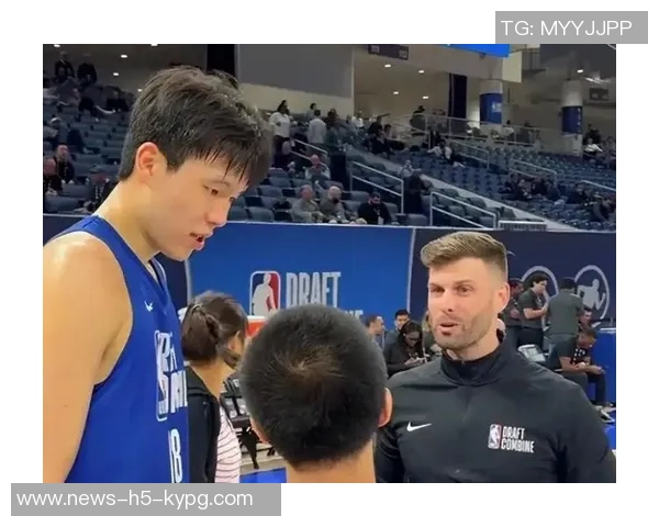 杨瀚森谈夏普和卡马拉：为兄弟们获得丰厚合同感到由衷高兴